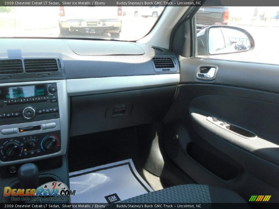 2009 Chevrolet Cobalt LT Sedan Silver Ice Metallic / Ebony Photo #14