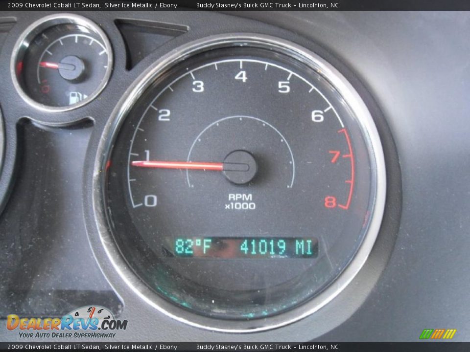 2009 Chevrolet Cobalt LT Sedan Silver Ice Metallic / Ebony Photo #25