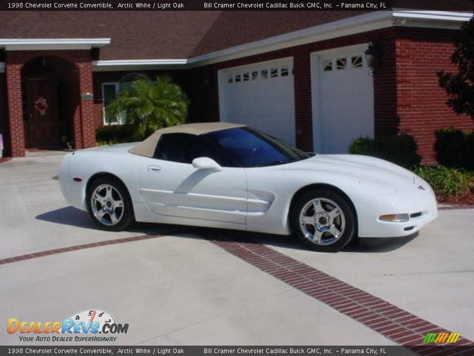 1998 Chevrolet Corvette Convertible Arctic White / Light Oak Photo #1