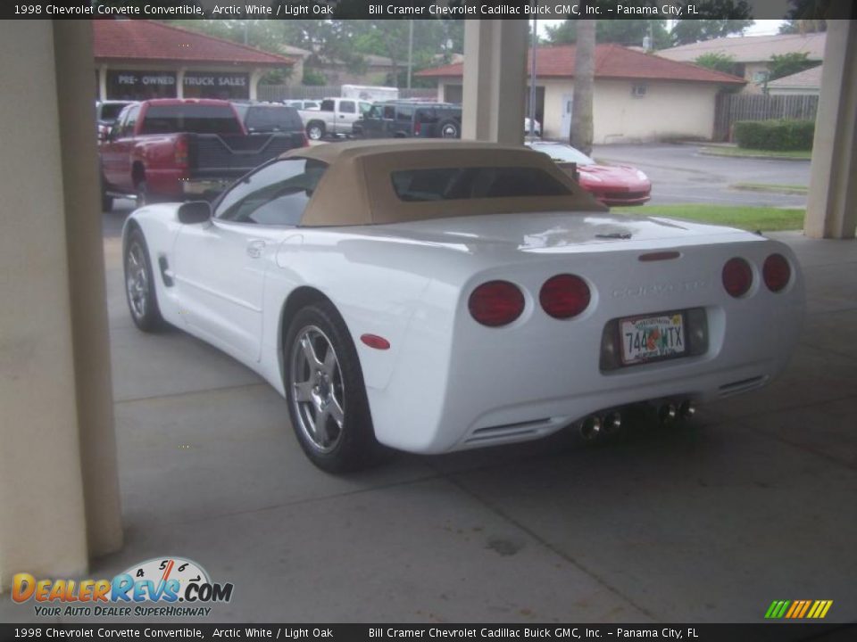 1998 Chevrolet Corvette Convertible Arctic White / Light Oak Photo #5