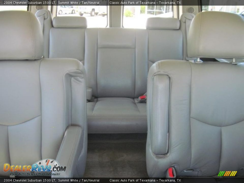 2004 Chevrolet Suburban 1500 LT Summit White / Tan/Neutral Photo #8