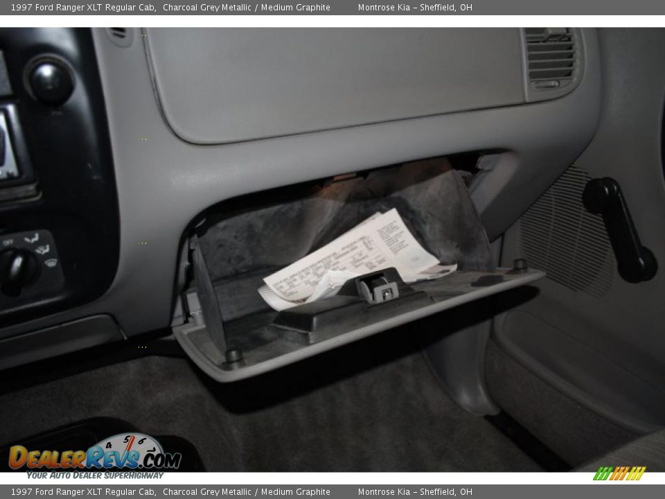 1997 Ford Ranger XLT Regular Cab Charcoal Grey Metallic / Medium Graphite Photo #33