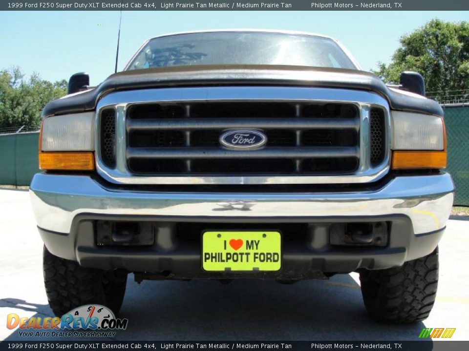 1999 Ford F250 Super Duty XLT Extended Cab 4x4 Light Prairie Tan Metallic / Medium Prairie Tan Photo #9
