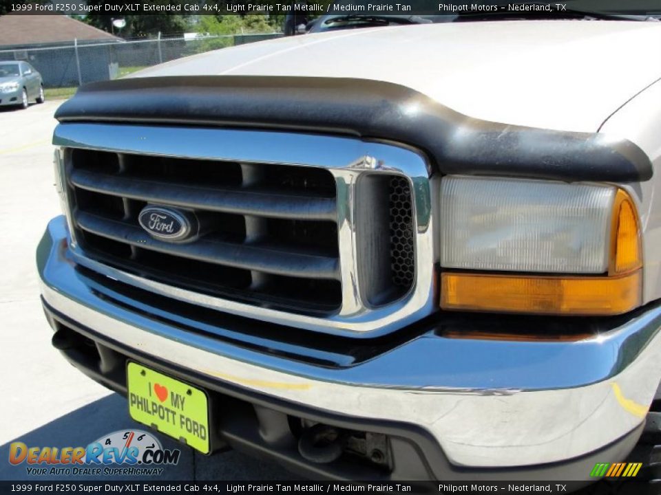 1999 Ford F250 Super Duty XLT Extended Cab 4x4 Light Prairie Tan Metallic / Medium Prairie Tan Photo #11