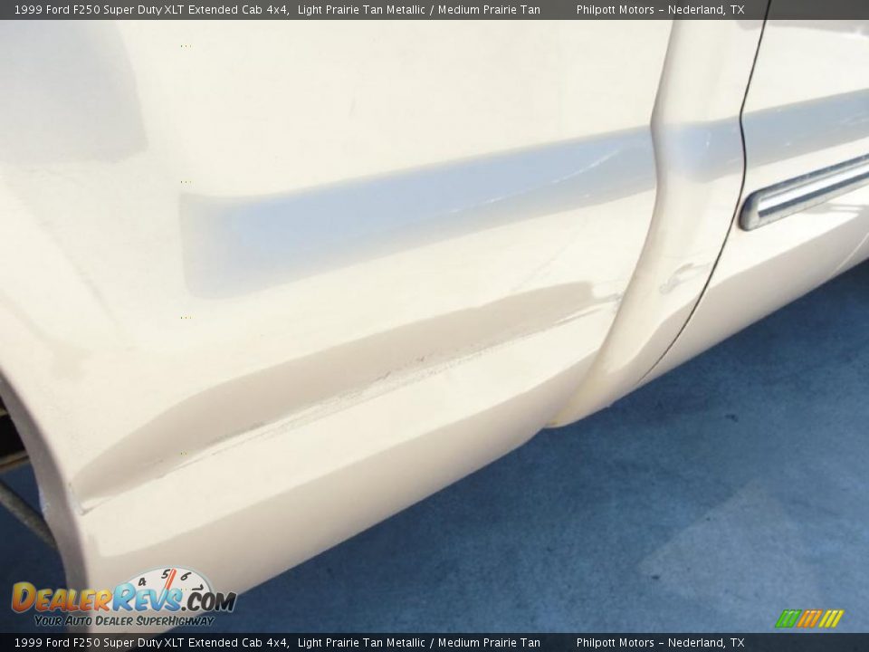 1999 Ford F250 Super Duty XLT Extended Cab 4x4 Light Prairie Tan Metallic / Medium Prairie Tan Photo #19