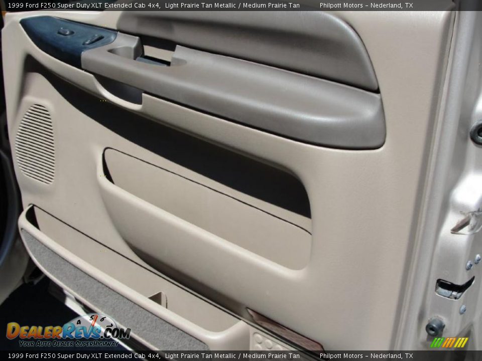1999 Ford F250 Super Duty XLT Extended Cab 4x4 Light Prairie Tan Metallic / Medium Prairie Tan Photo #27