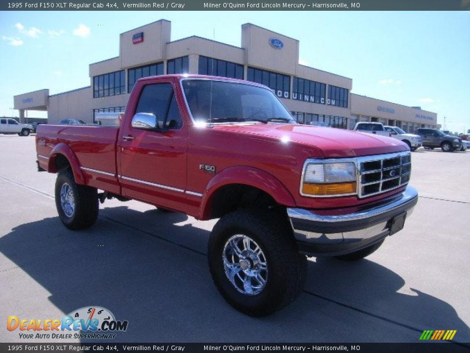 1995 Ford F150 XLT Regular Cab 4x4 Vermillion Red / Gray Photo #1