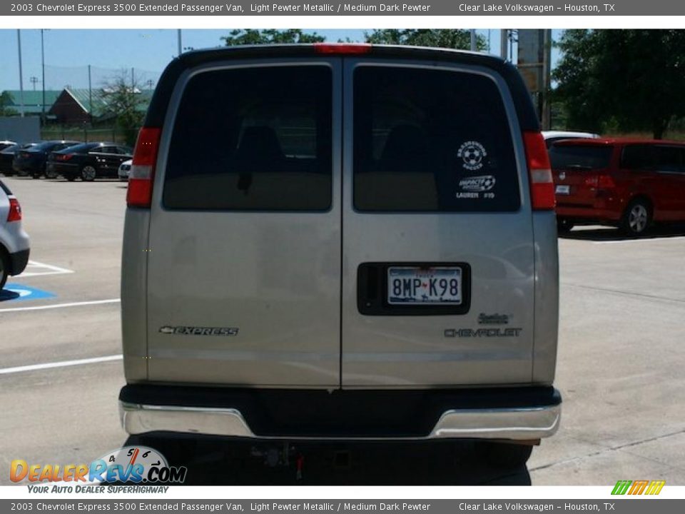 2003 Chevrolet Express 3500 Extended Passenger Van Light Pewter Metallic / Medium Dark Pewter Photo #16