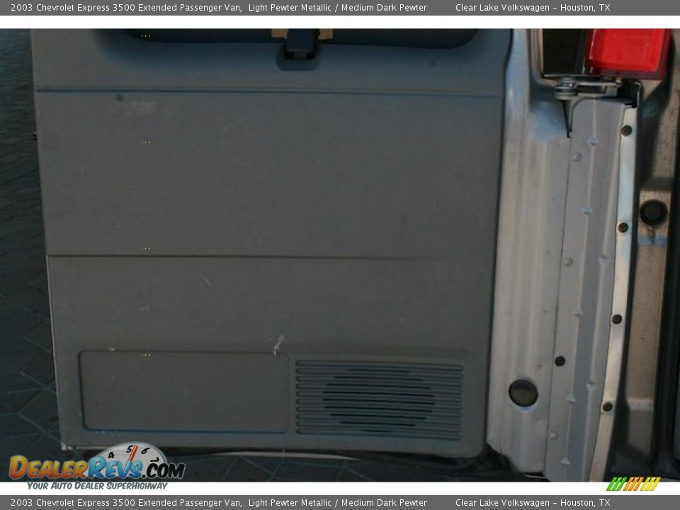 2003 Chevrolet Express 3500 Extended Passenger Van Light Pewter Metallic / Medium Dark Pewter Photo #23
