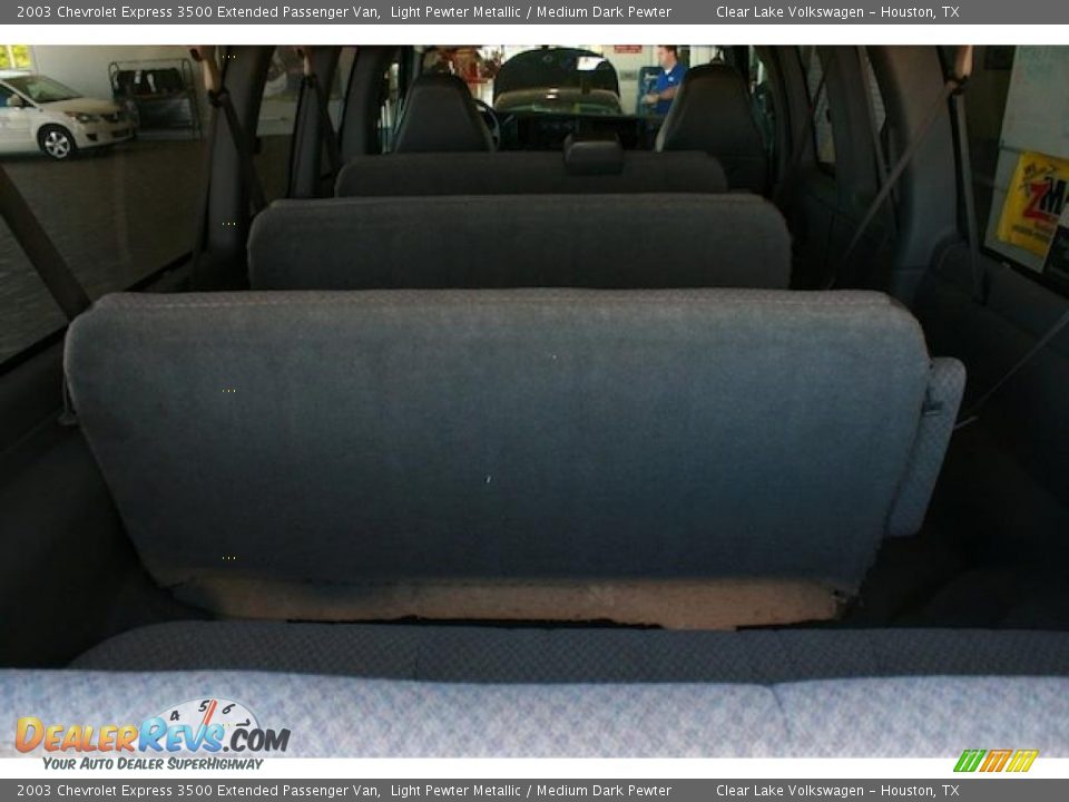 2003 Chevrolet Express 3500 Extended Passenger Van Light Pewter Metallic / Medium Dark Pewter Photo #25