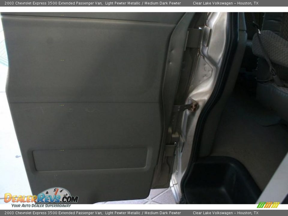 2003 Chevrolet Express 3500 Extended Passenger Van Light Pewter Metallic / Medium Dark Pewter Photo #27