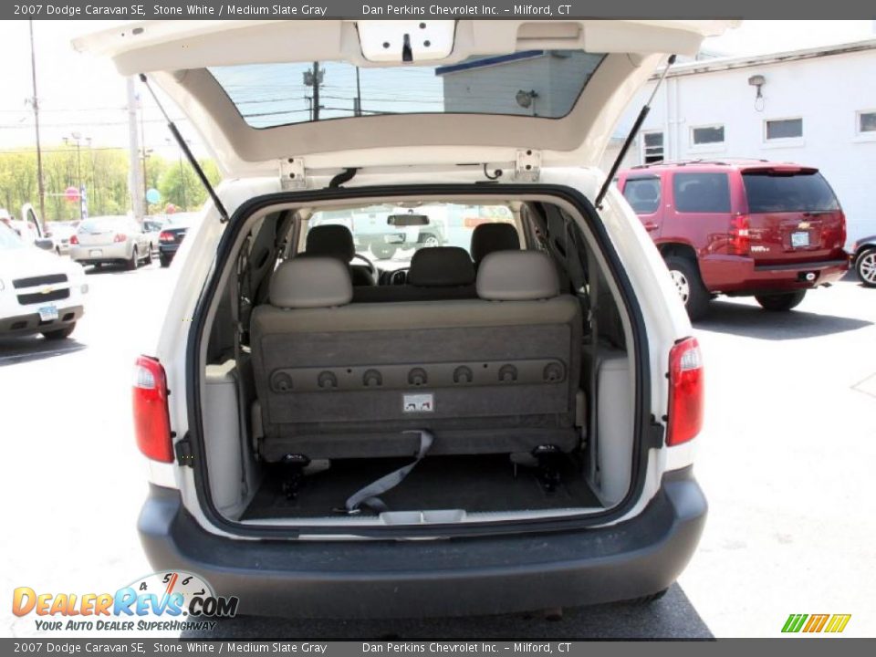 2007 Dodge Caravan SE Stone White / Medium Slate Gray Photo #7