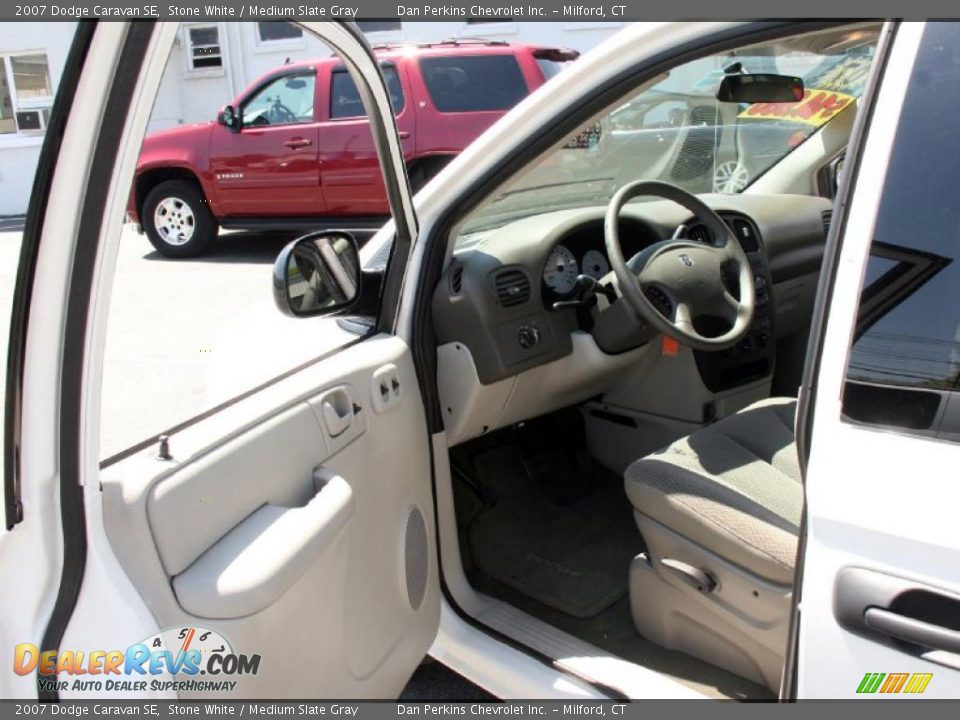 2007 Dodge Caravan SE Stone White / Medium Slate Gray Photo #10