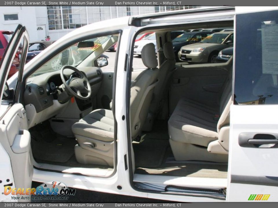 2007 Dodge Caravan SE Stone White / Medium Slate Gray Photo #13