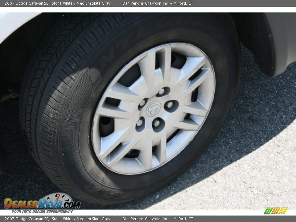 2007 Dodge Caravan SE Stone White / Medium Slate Gray Photo #17