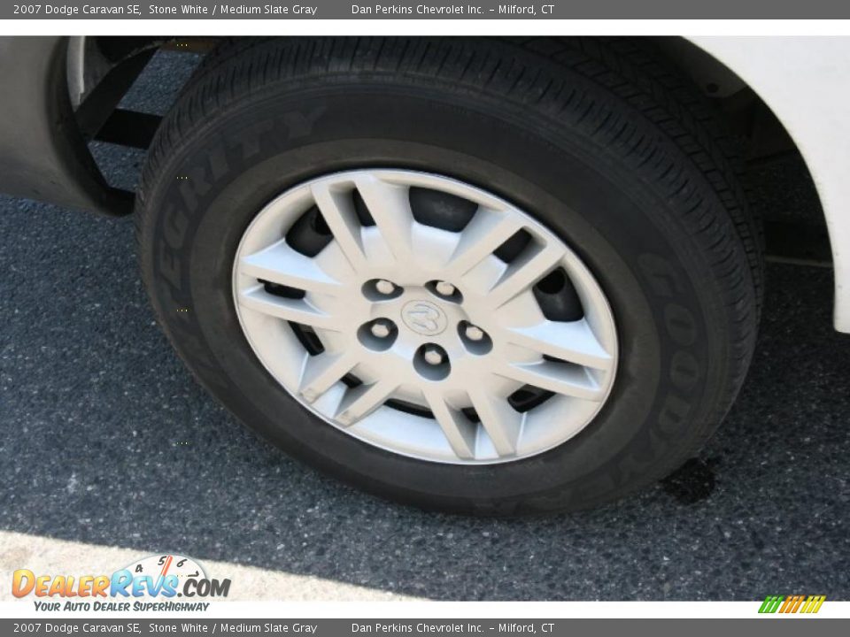 2007 Dodge Caravan SE Stone White / Medium Slate Gray Photo #18