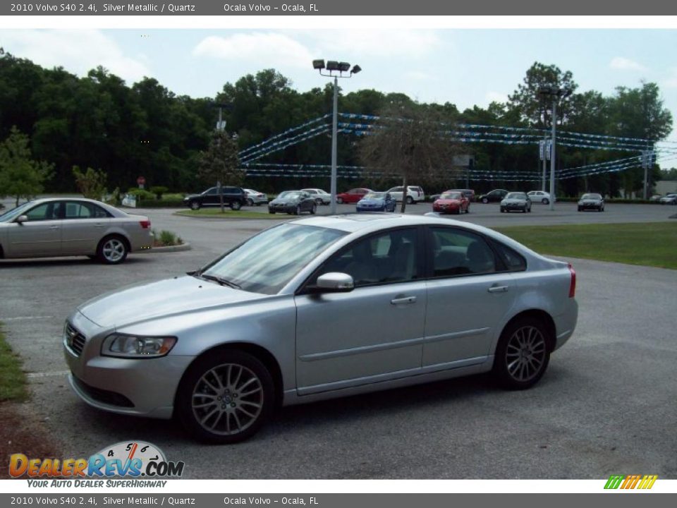 2010 Volvo S40 2.4i Silver Metallic / Quartz Photo #3