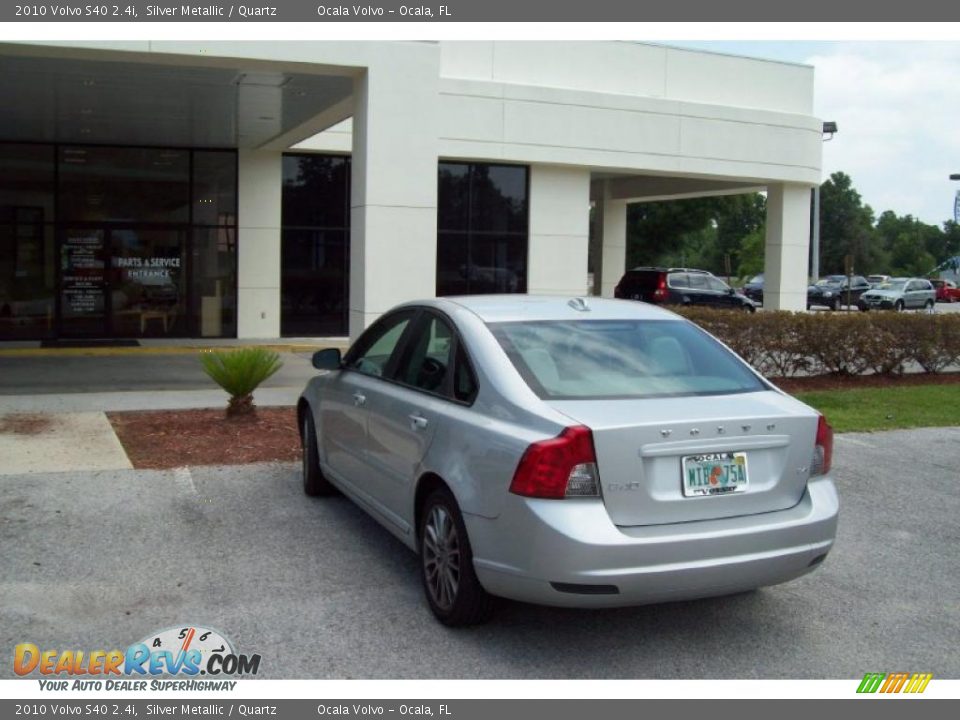 2010 Volvo S40 2.4i Silver Metallic / Quartz Photo #5