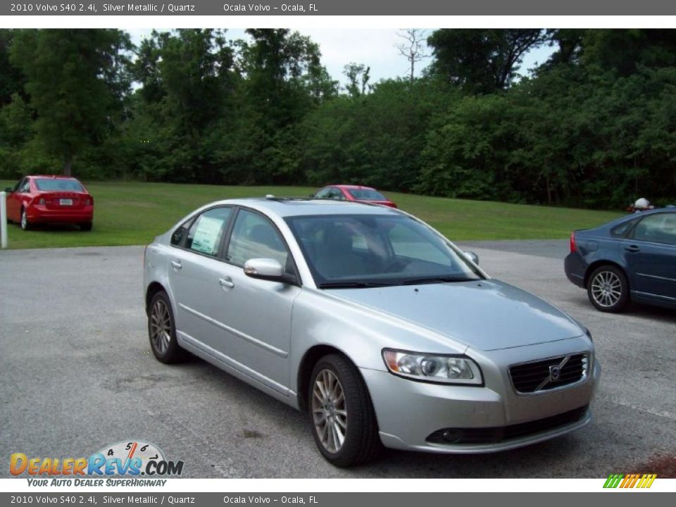 2010 Volvo S40 2.4i Silver Metallic / Quartz Photo #10