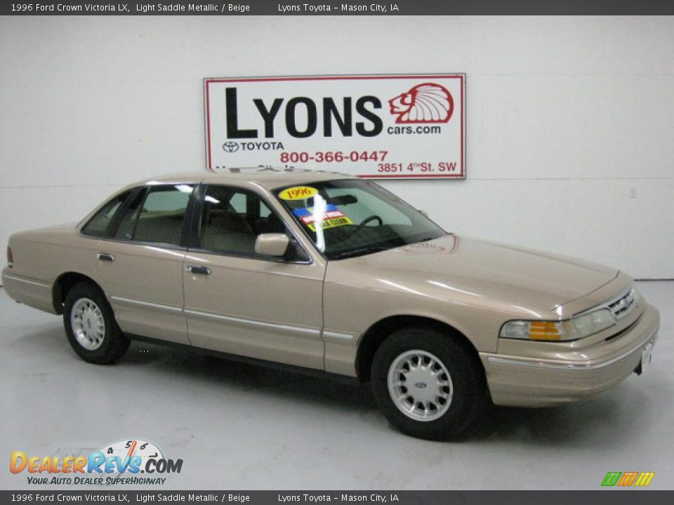1996 Ford Crown Victoria LX Light Saddle Metallic / Beige Photo #8