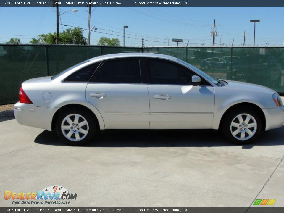 2005 Ford Five Hundred SEL AWD Silver Frost Metallic / Shale Grey Photo #2