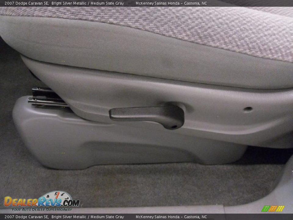 2007 Dodge Caravan SE Bright Silver Metallic / Medium Slate Gray Photo #9
