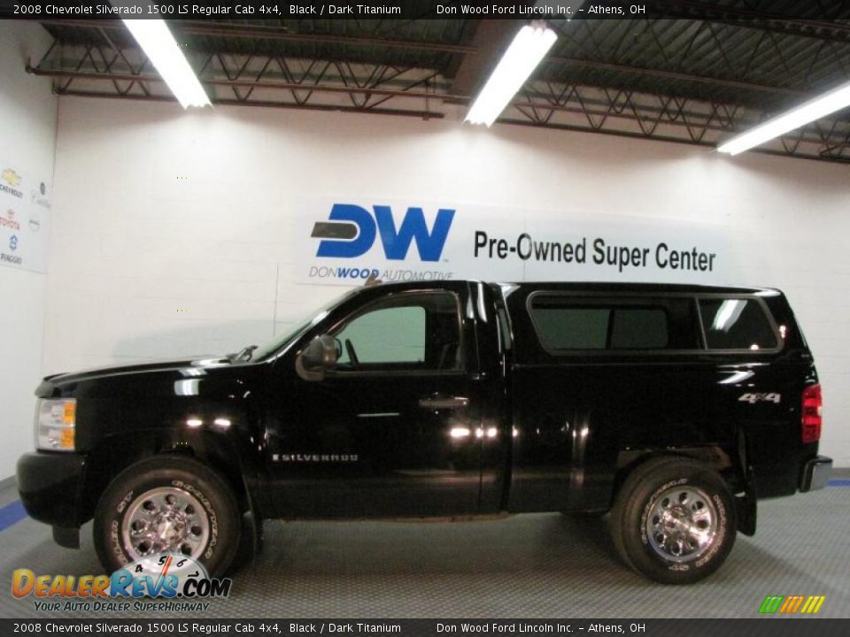 2008 Chevrolet Silverado 1500 LS Regular Cab 4x4 Black / Dark Titanium Photo #5
