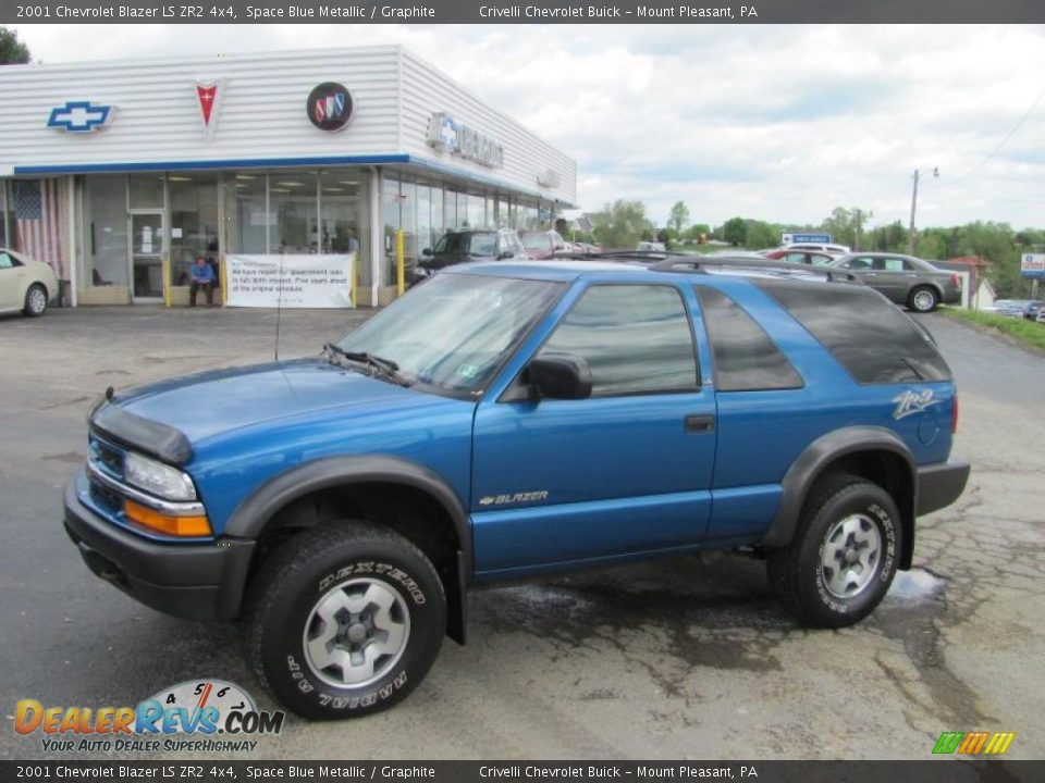 2001 Chevrolet Blazer LS ZR2 4x4 Space Blue Metallic / Graphite Photo #1