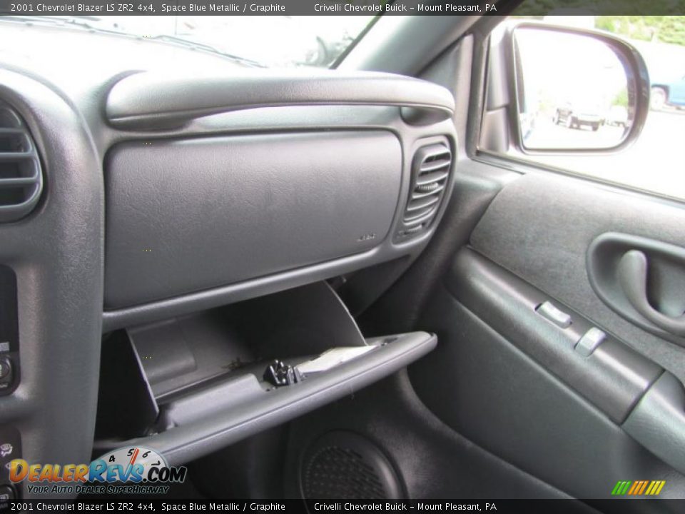 2001 Chevrolet Blazer LS ZR2 4x4 Space Blue Metallic / Graphite Photo #20