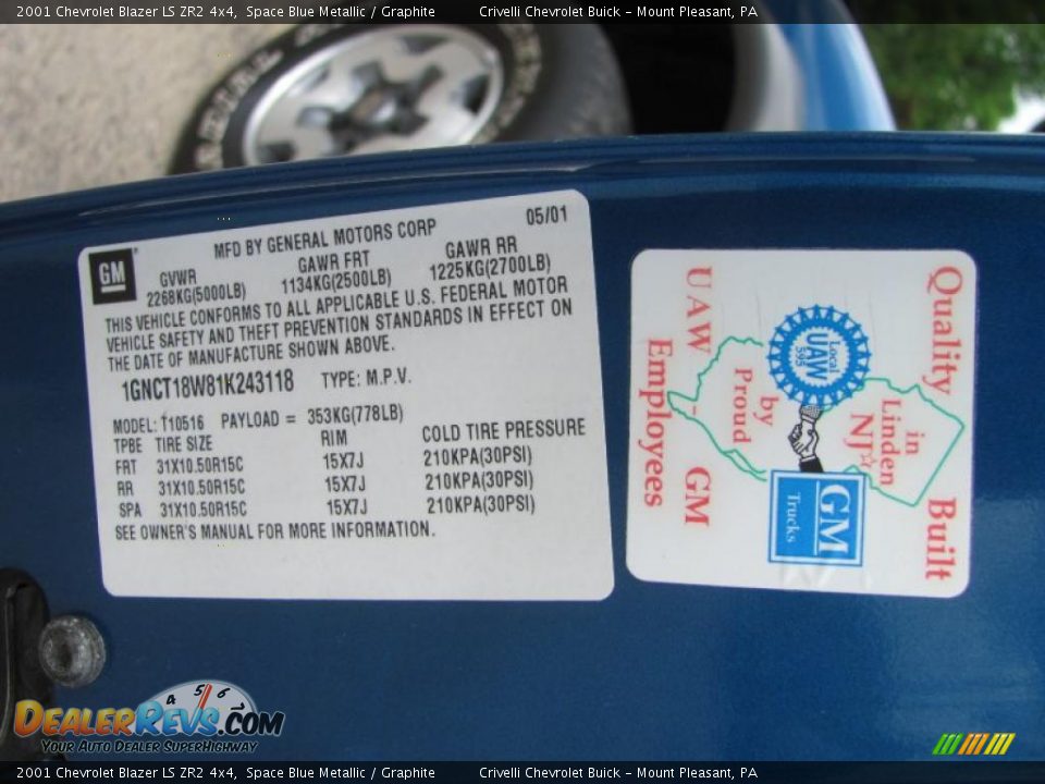 2001 Chevrolet Blazer LS ZR2 4x4 Space Blue Metallic / Graphite Photo #29