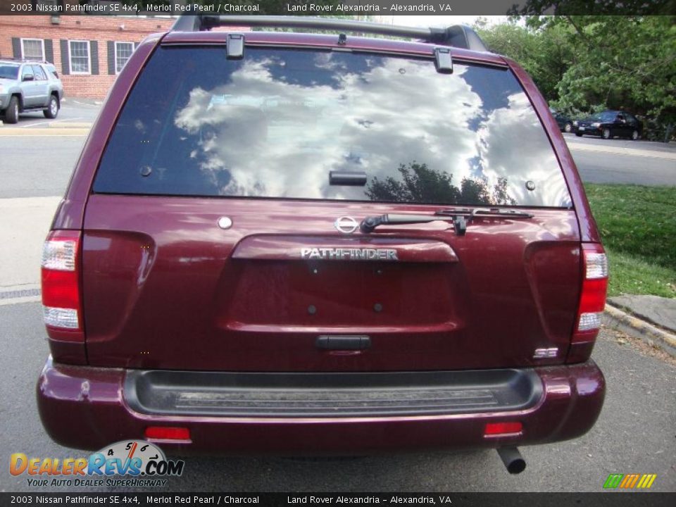 2003 Nissan Pathfinder SE 4x4 Merlot Red Pearl / Charcoal Photo #5