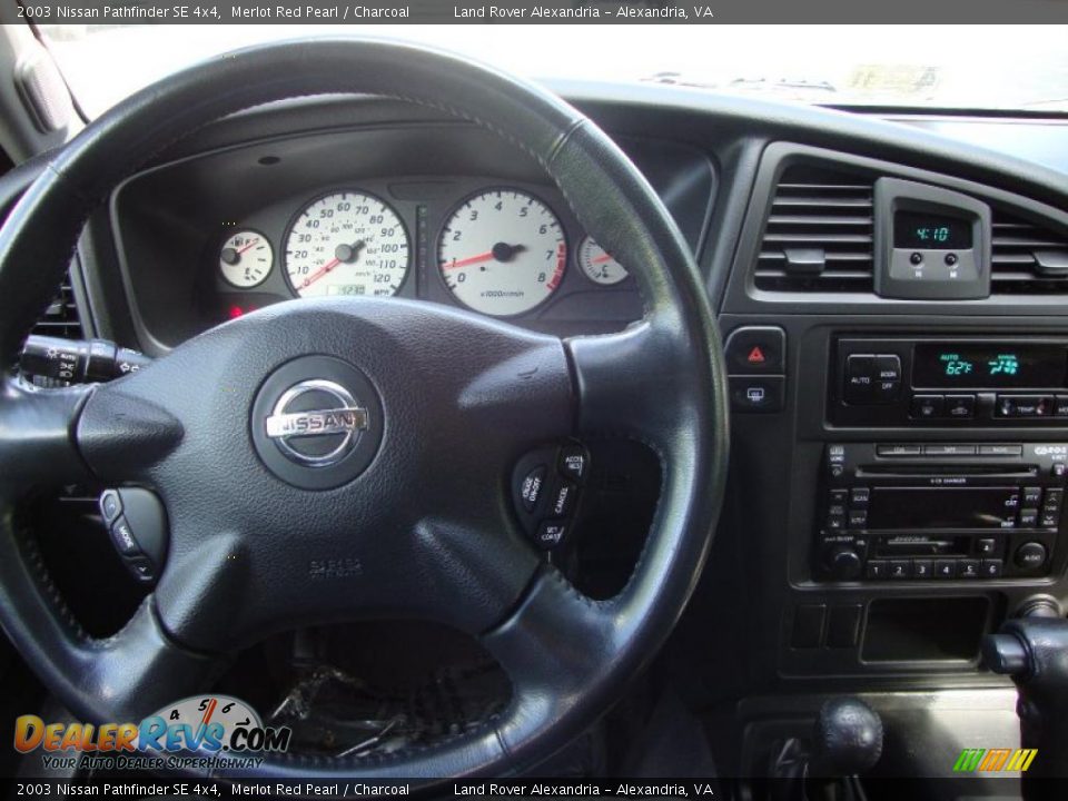 2003 Nissan Pathfinder SE 4x4 Merlot Red Pearl / Charcoal Photo #13