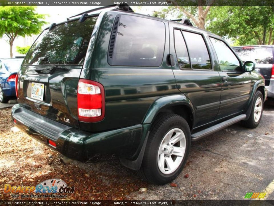 2002 Nissan Pathfinder LE Sherwood Green Pearl / Beige Photo #3