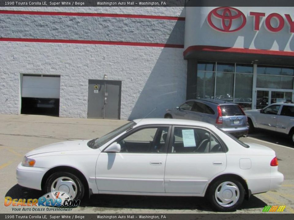 1998 Toyota Corolla LE Super White / Beige Photo #2