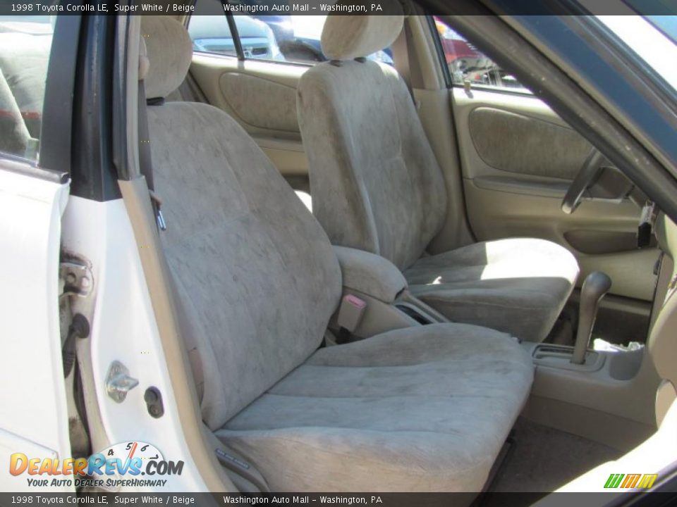 1998 Toyota Corolla LE Super White / Beige Photo #11