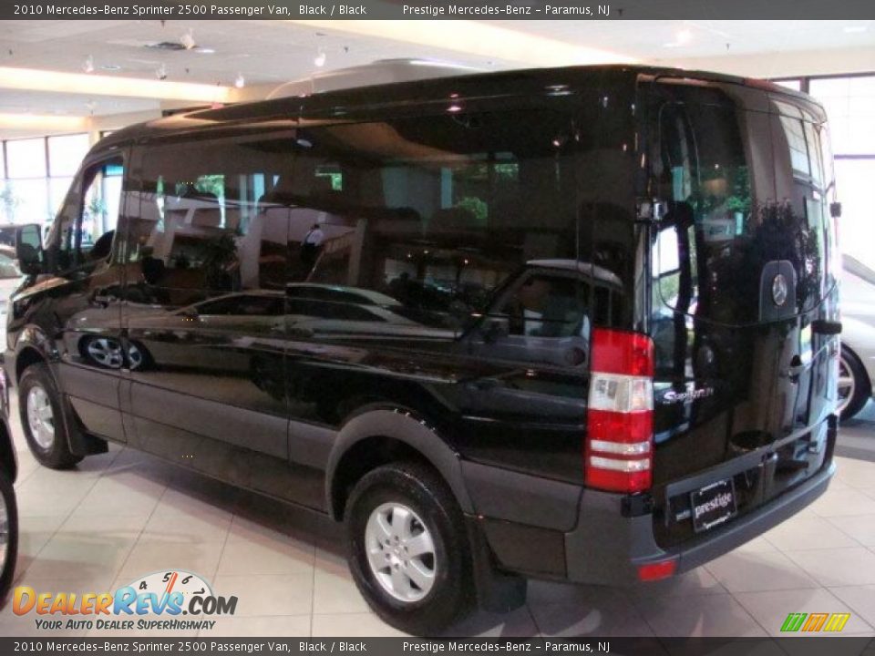 2010 Mercedes-Benz Sprinter 2500 Passenger Van Black / Black Photo #4