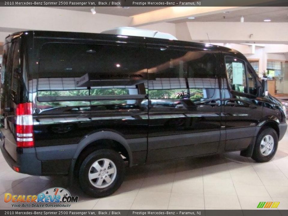 2010 Mercedes-Benz Sprinter 2500 Passenger Van Black / Black Photo #5