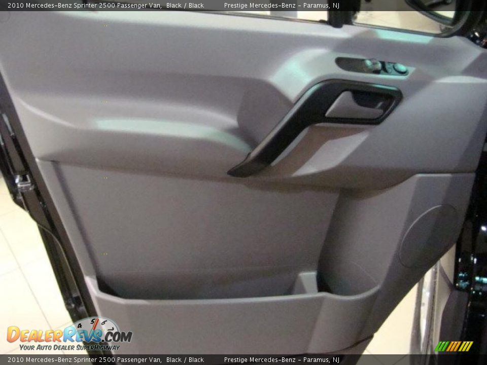 2010 Mercedes-Benz Sprinter 2500 Passenger Van Black / Black Photo #6