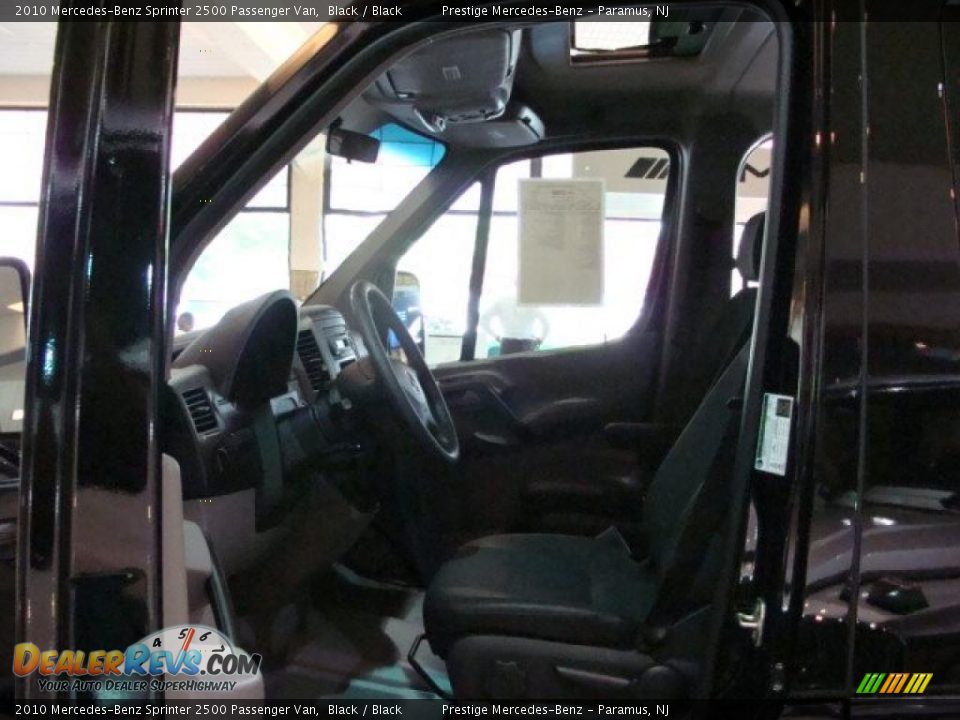 2010 Mercedes-Benz Sprinter 2500 Passenger Van Black / Black Photo #7