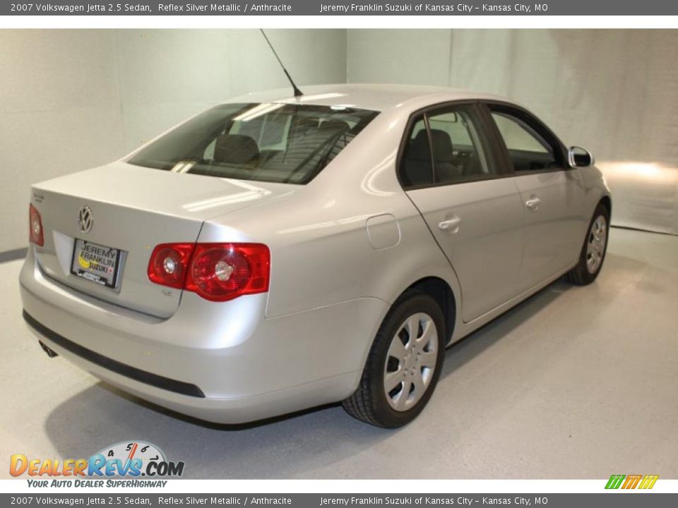 2007 Volkswagen Jetta 2.5 Sedan Reflex Silver Metallic / Anthracite Photo #6