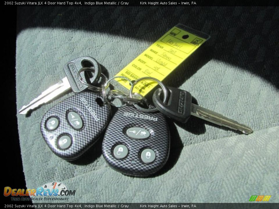 2002 Suzuki Vitara JLX 4 Door Hard Top 4x4 Indigo Blue Metallic / Gray Photo #10