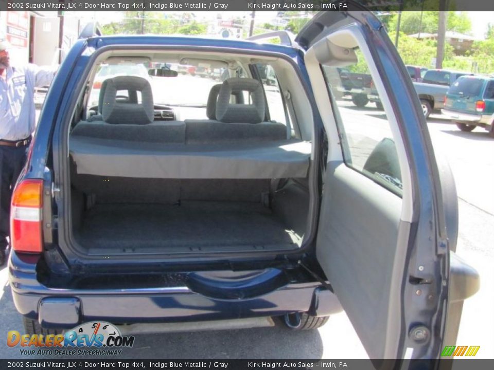 2002 Suzuki Vitara JLX 4 Door Hard Top 4x4 Indigo Blue Metallic / Gray Photo #19