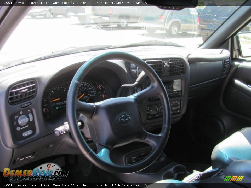 2001 Chevrolet Blazer LT 4x4 Onyx Black / Graphite Photo #6