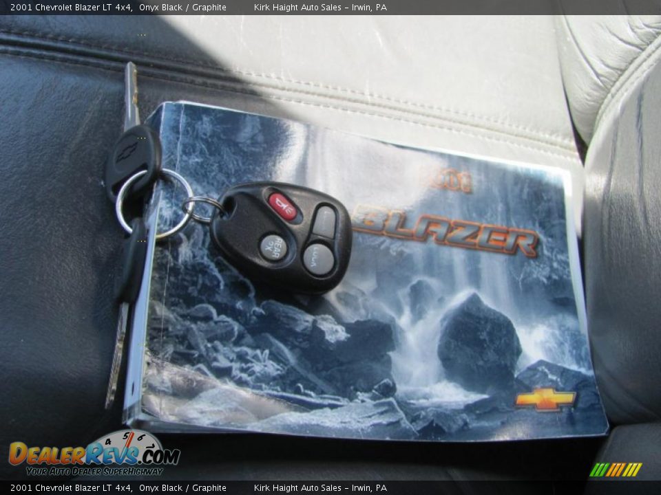2001 Chevrolet Blazer LT 4x4 Onyx Black / Graphite Photo #8
