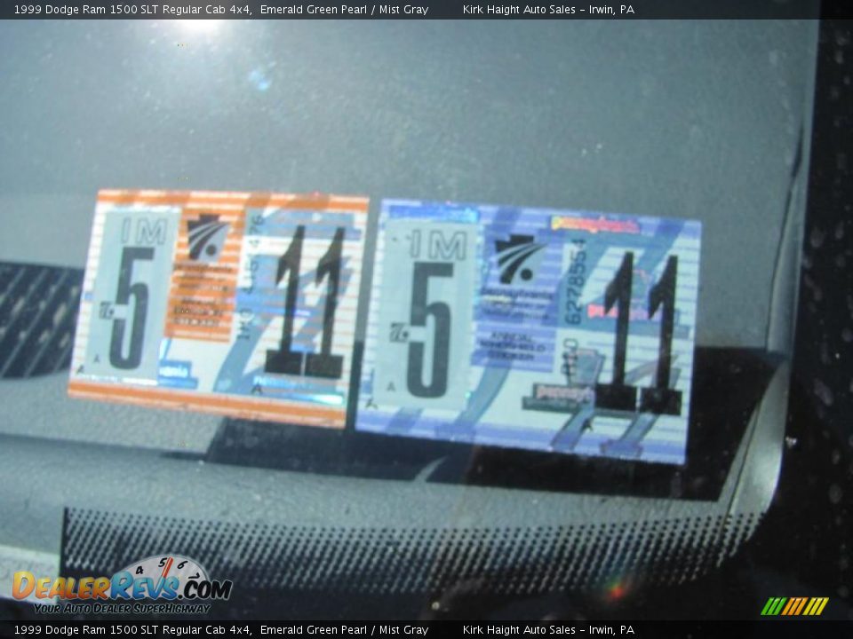 1999 Dodge Ram 1500 SLT Regular Cab 4x4 Emerald Green Pearl / Mist Gray Photo #15