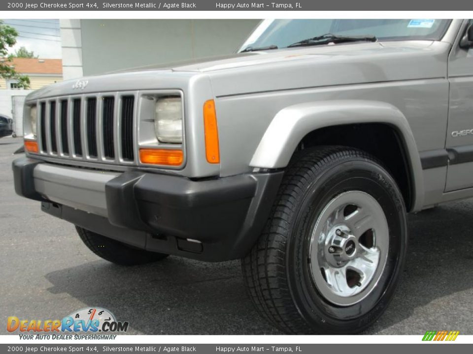 2000 Jeep Cherokee Sport 4x4 Silverstone Metallic / Agate Black Photo #10