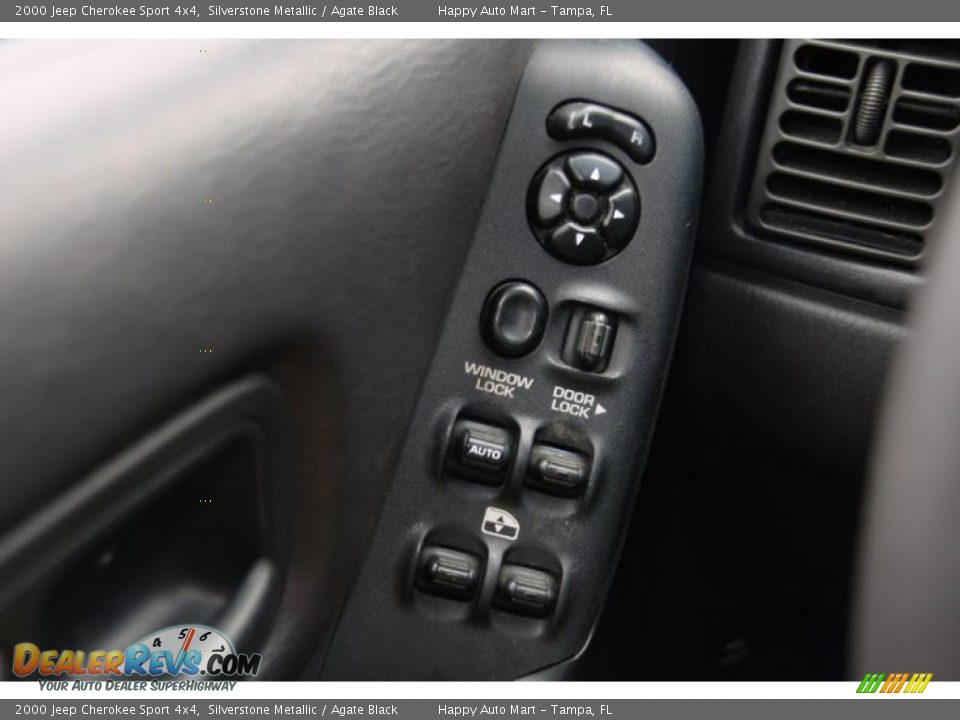 2000 Jeep Cherokee Sport 4x4 Silverstone Metallic / Agate Black Photo #27