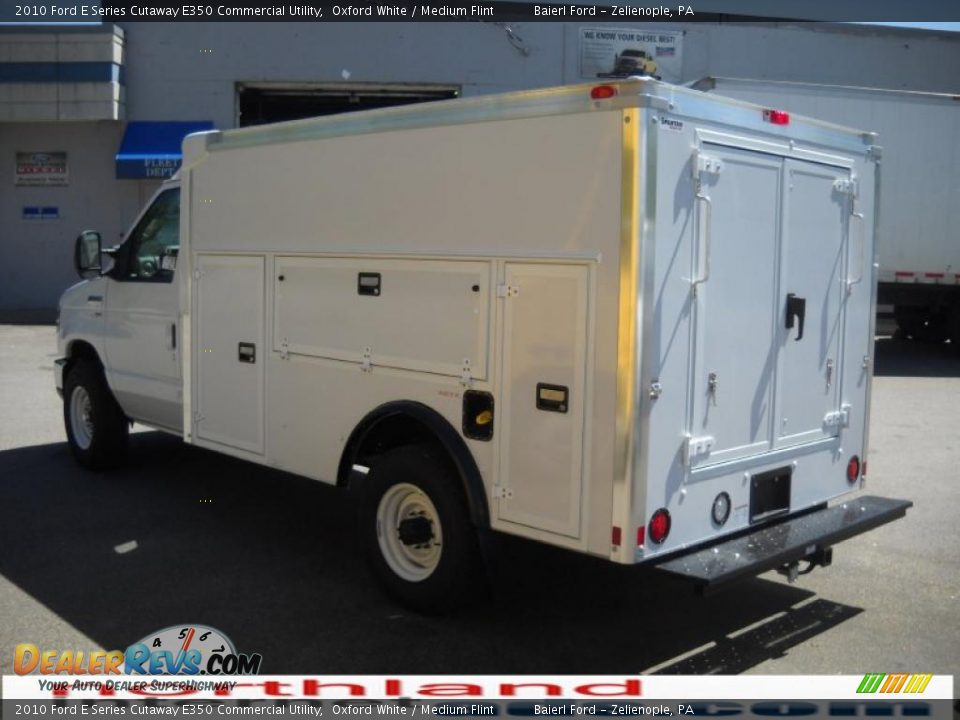 2010 Ford E Series Cutaway E350 Commercial Utility Oxford White / Medium Flint Photo #7