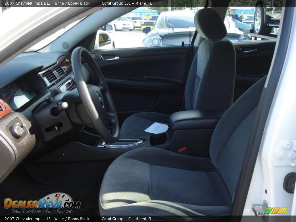 2007 Chevrolet Impala LS White / Ebony Black Photo #8