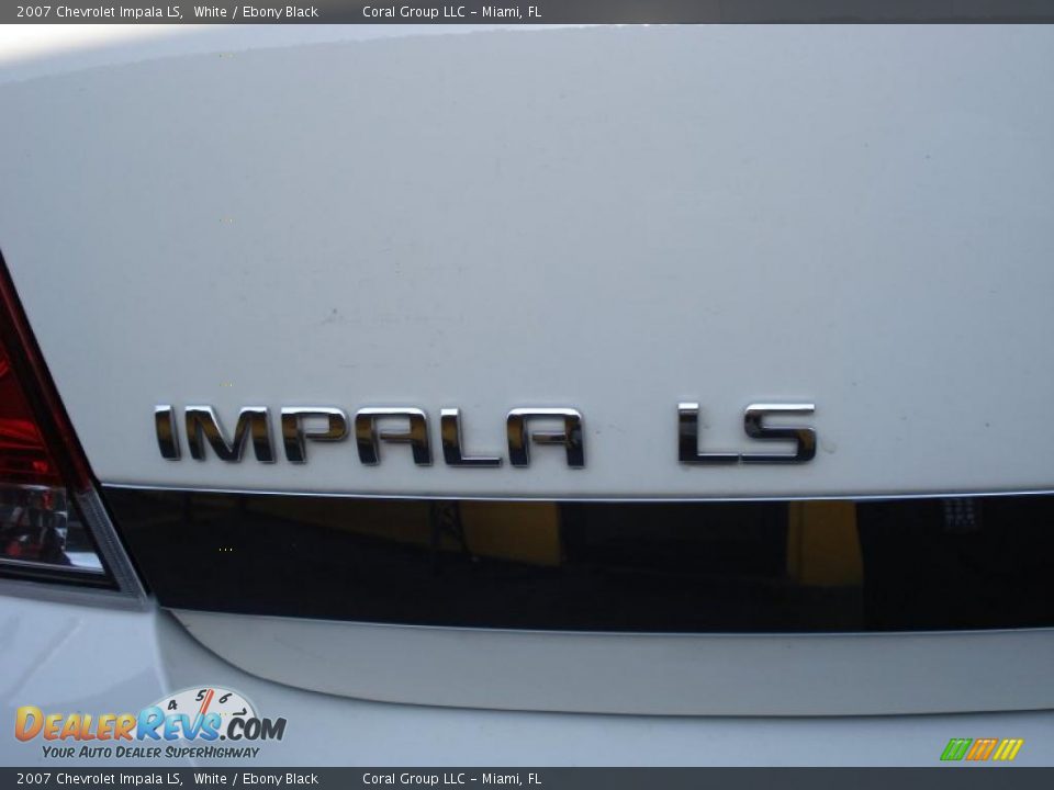 2007 Chevrolet Impala LS White / Ebony Black Photo #13